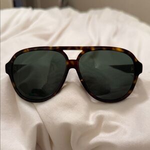 Gucci Mens Woman’s Unisex Tortoise Shell Aviator Sunglasses